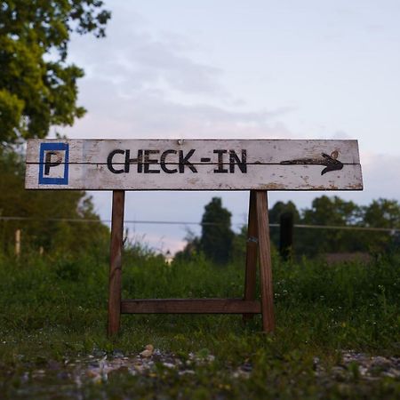 Camping @ Nogometni Golf Ljubljana Otel Dış mekan fotoğraf