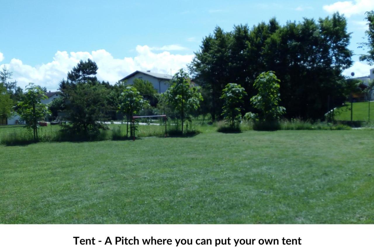 Camping @ Nogometni Golf Ljubljana Otel Dış mekan fotoğraf