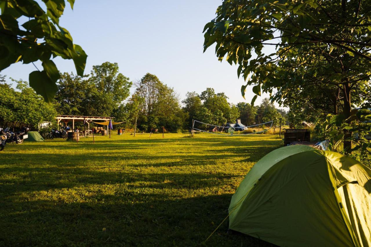 Camping @ Nogometni Golf Ljubljana Otel Dış mekan fotoğraf