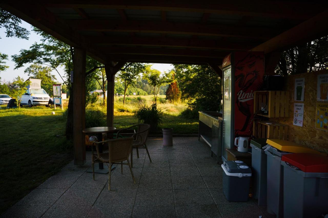 Camping @ Nogometni Golf Ljubljana Otel Dış mekan fotoğraf